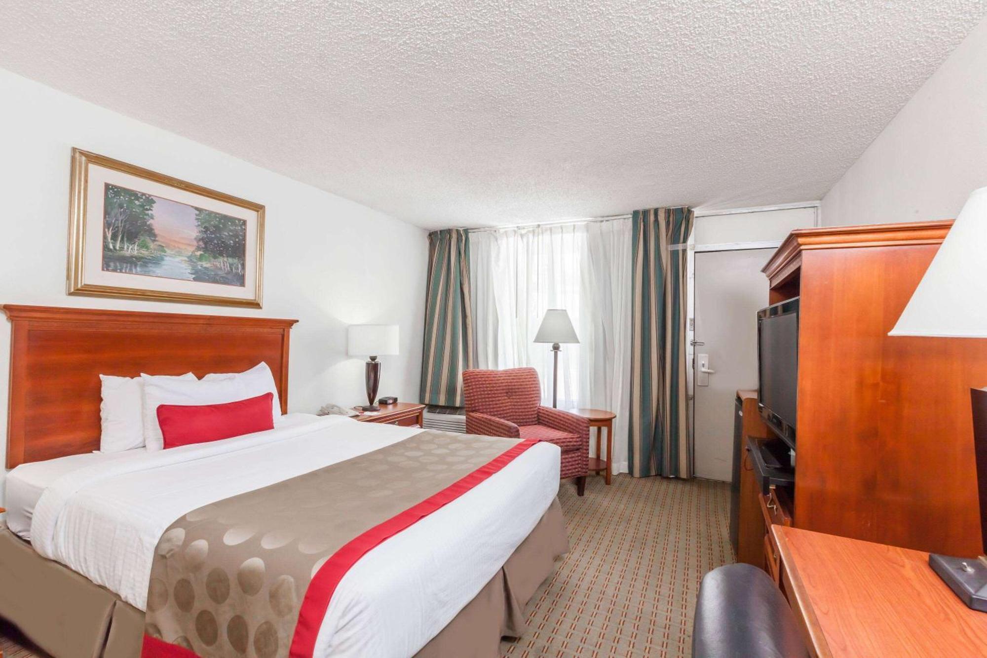 Ramada By Wyndham New Iberia Hotel Luaran gambar